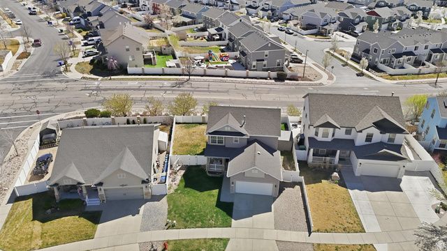 7553 S VALLEY MAPLE DR, West Jordan, UT 84081