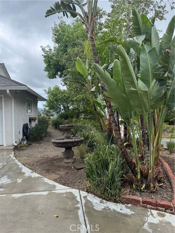 924 Irving Drive, Burbank, CA 91504