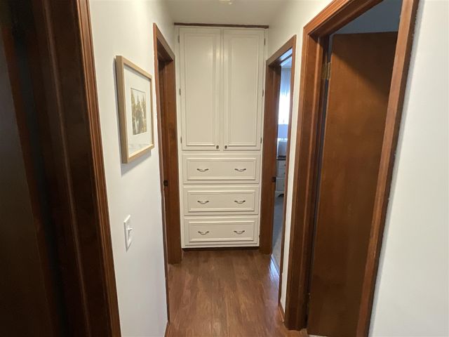 2441 N Division Avenue, Holland, MI 49424