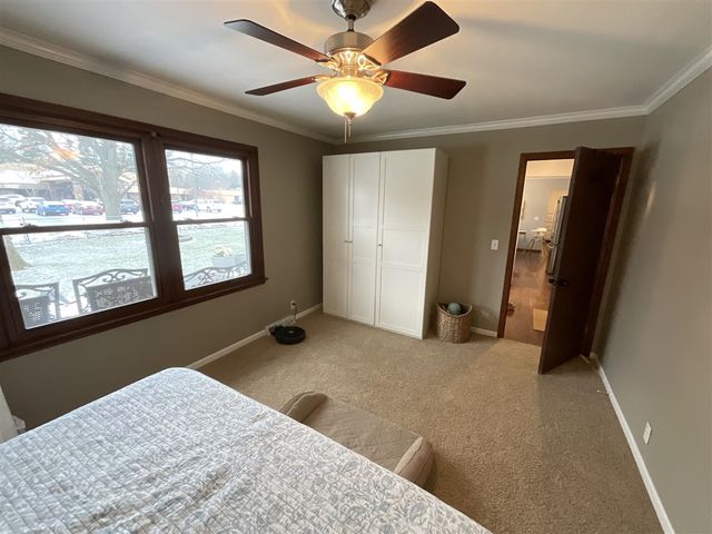 2441 N Division Avenue, Holland, MI 49424