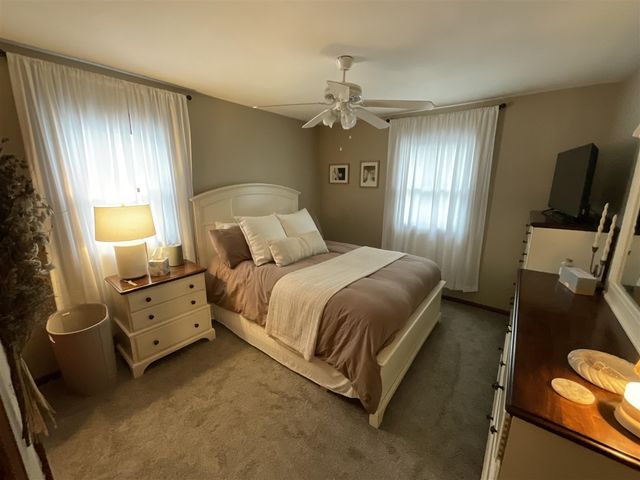 2441 N Division Avenue, Holland, MI 49424