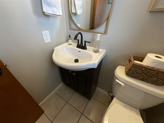 2441 N Division Avenue, Holland, MI 49424