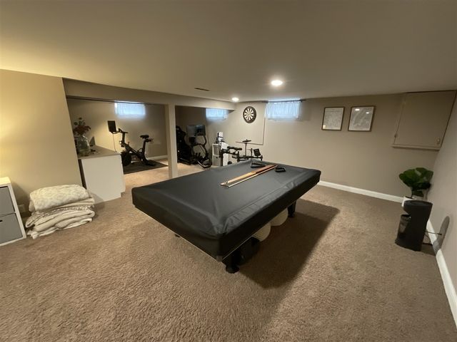 2441 N Division Avenue, Holland, MI 49424