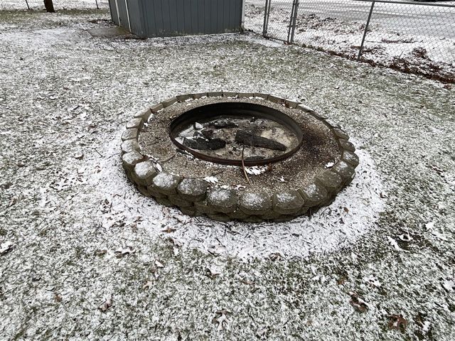 2441 N Division Avenue, Holland, MI 49424