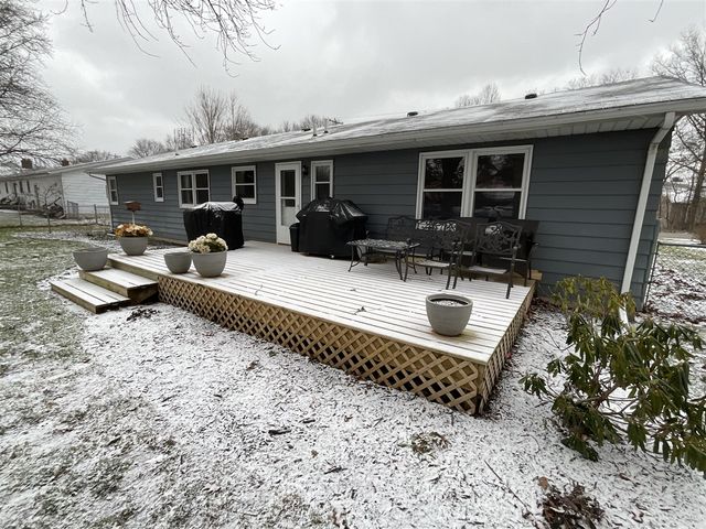 2441 N Division Avenue, Holland, MI 49424