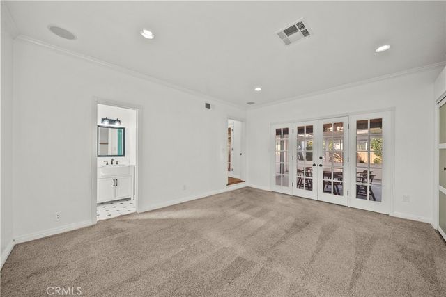8936 Woodley Avenue, North Hills, CA 91343