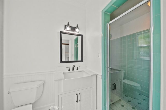 8936 Woodley Avenue, North Hills, CA 91343