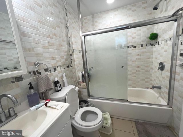 604 W YORK ST, Philadelphia, PA 19133