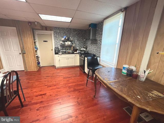 604 W YORK ST, Philadelphia, PA 19133