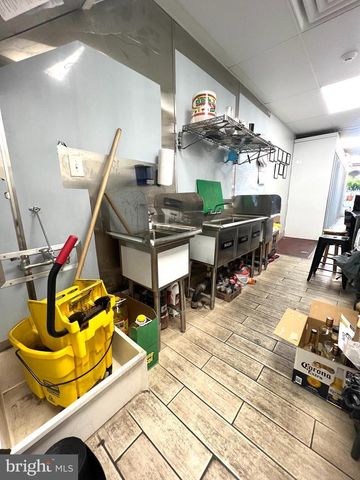 604 W YORK ST, Philadelphia, PA 19133