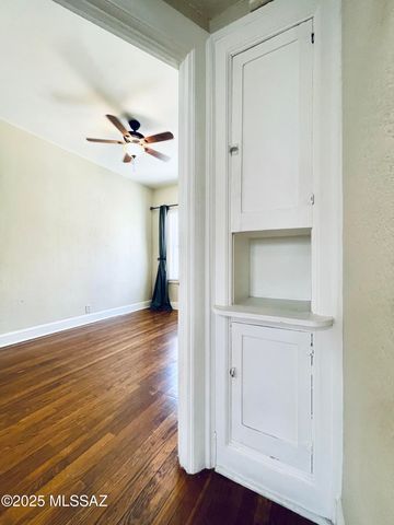 1140 N Plumer Avenue, Tucson, AZ 85719
