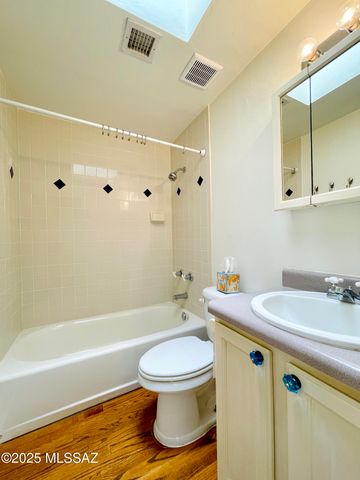 1140 N Plumer Avenue, Tucson, AZ 85719