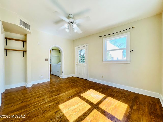 1140 N Plumer Avenue, Tucson, AZ 85719