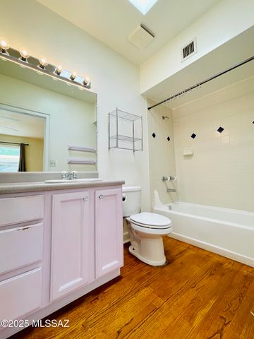 1140 N Plumer Avenue, Tucson, AZ 85719
