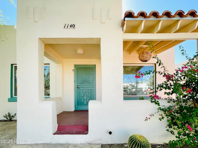 1140 N Plumer Avenue, Tucson, AZ 85719