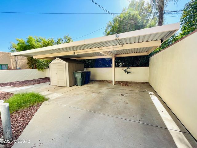 1140 N Plumer Avenue, Tucson, AZ 85719