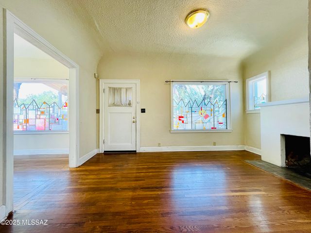 1140 N Plumer Avenue, Tucson, AZ 85719