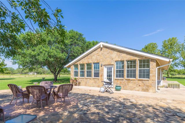 685 County Road 114, San Saba, TX 76877