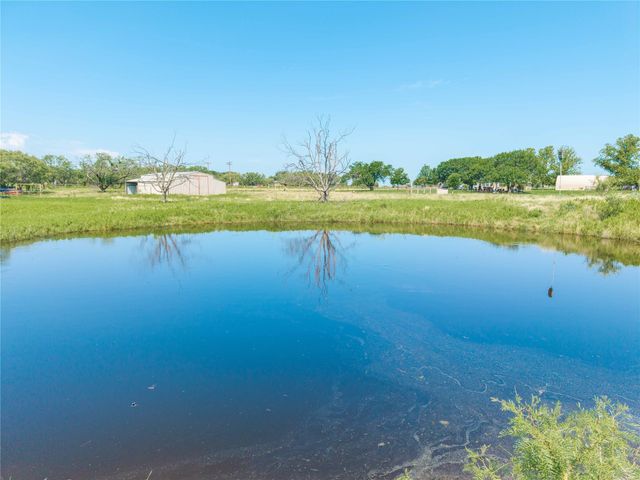 685 County Road 114, San Saba, TX 76877