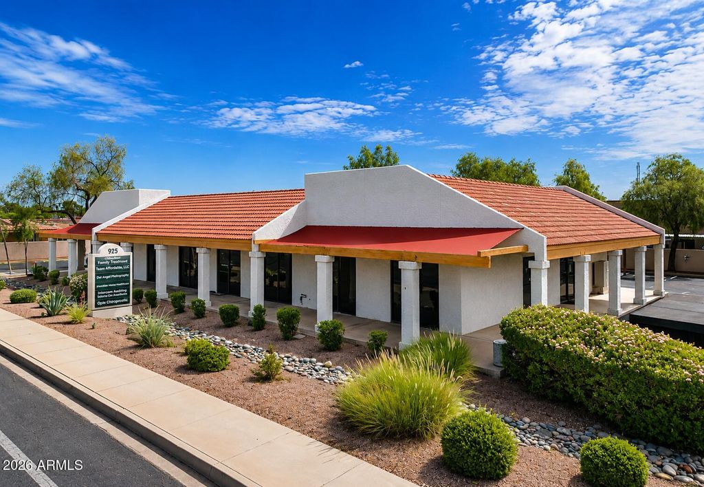 919 & 925 N STAPLEY Drive, Mesa, AZ 85203 — photo 3