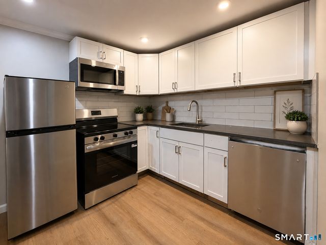 206 Jefferson Street B, Hartford, CT 06106