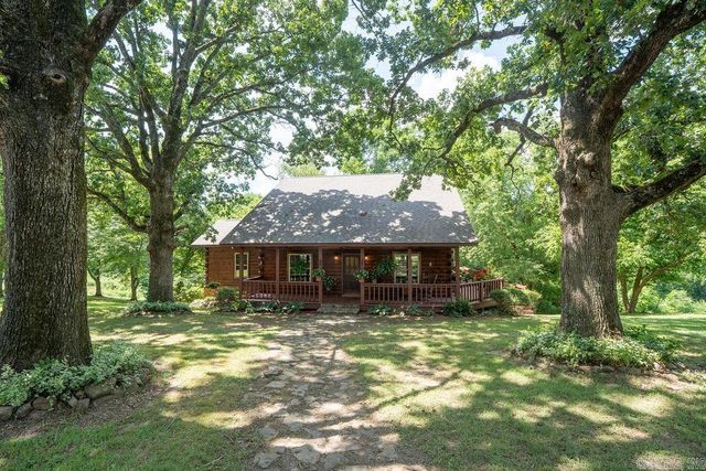 105 Green Meadow Road, Mountain View, AR 72560