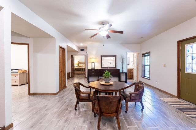 105 Green Meadow Road, Mountain View, AR 72560