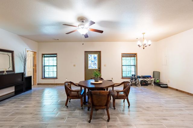 105 Green Meadow Road, Mountain View, AR 72560