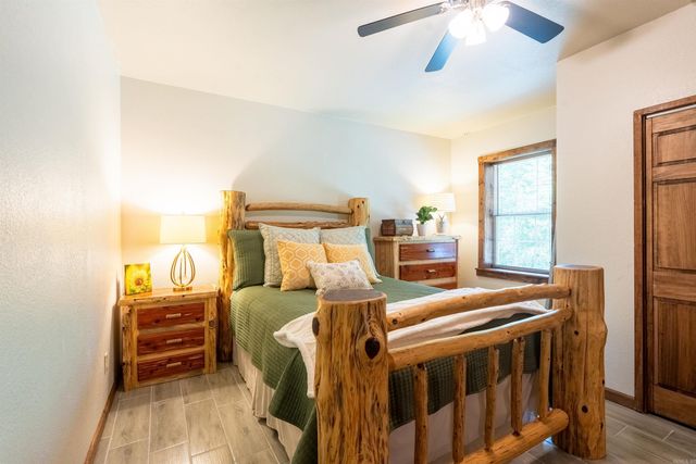 105 Green Meadow Road, Mountain View, AR 72560