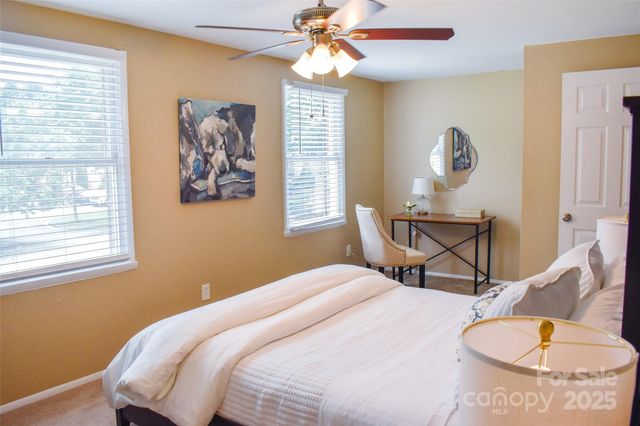 7526 Holly Grove Court, Charlotte, NC 28227