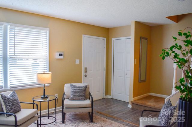 7526 Holly Grove Court, Charlotte, NC 28227
