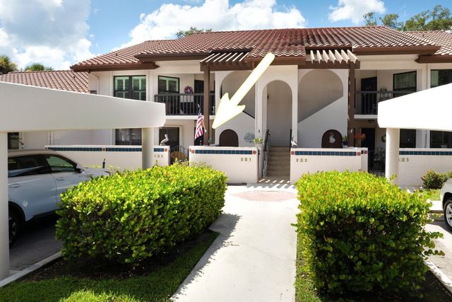6030 SE Martinique Drive 102, Stuart, FL 34997
