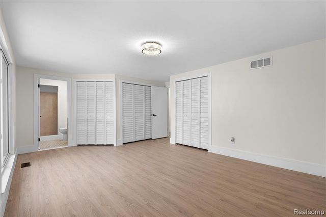 11828 Valley Boulevard, Warren, MI 48093