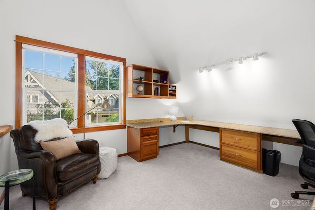 10173 NE Garibaldi Loop, Bainbridge Island, WA 98110