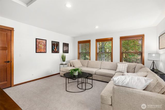 10173 NE Garibaldi Loop, Bainbridge Island, WA 98110