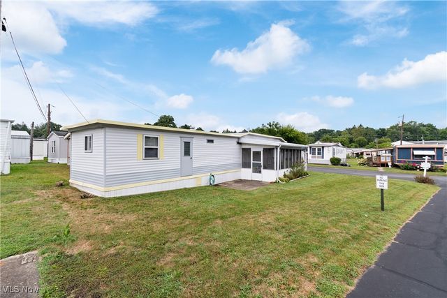 96 Helen Street, Barberton, OH 44203