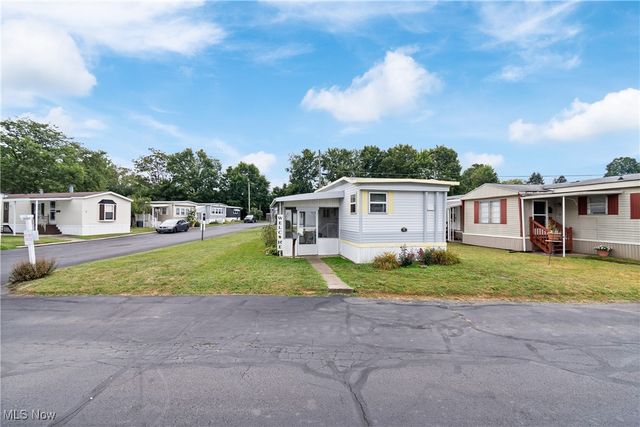 96 Helen Street, Barberton, OH 44203