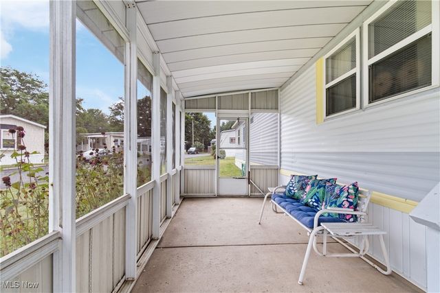 96 Helen Street, Barberton, OH 44203