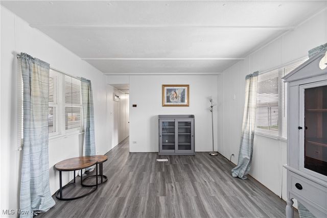 96 Helen Street, Barberton, OH 44203