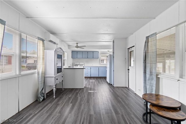 96 Helen Street, Barberton, OH 44203