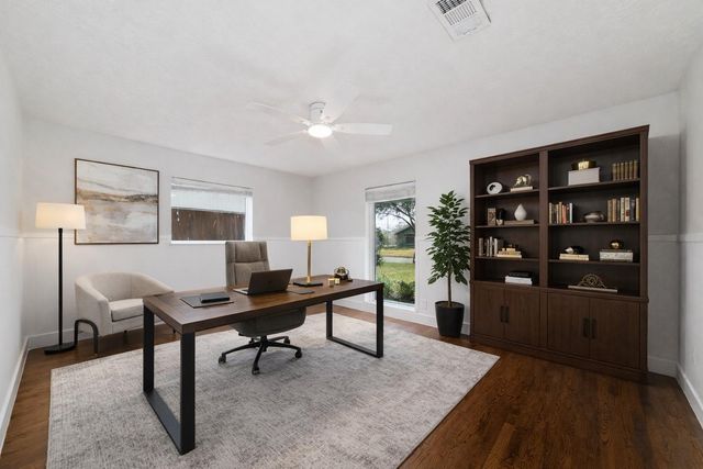 10206 Oakpoint Drive, Houston, TX 77043