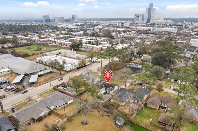 10206 Oakpoint Drive, Houston, TX 77043