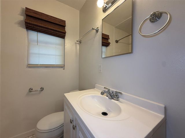 1320 Heights Boulevard 2, Houston, TX 77008