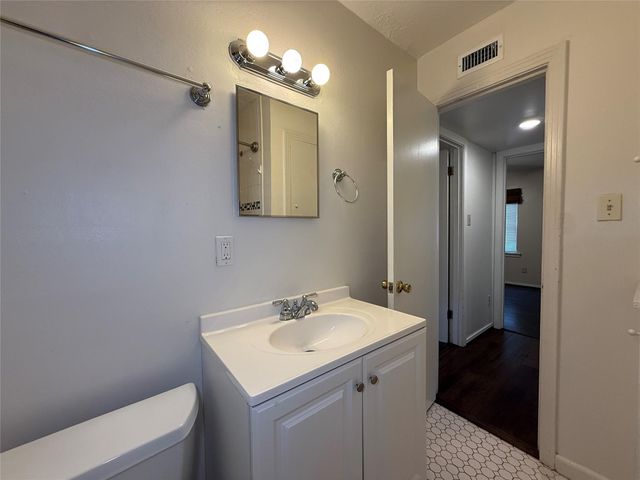 1320 Heights Boulevard 2, Houston, TX 77008