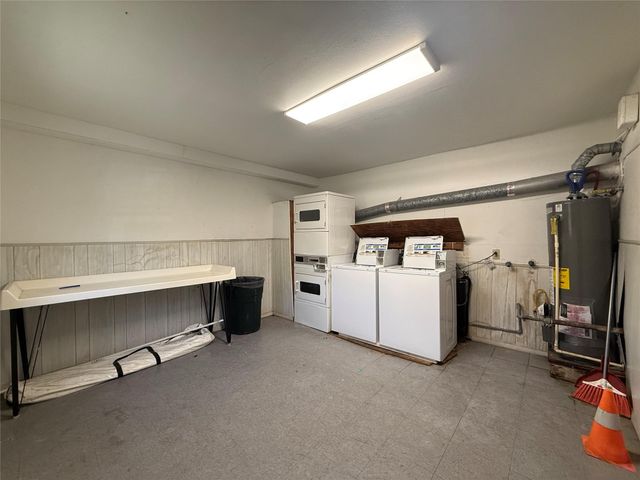 1320 Heights Boulevard 2, Houston, TX 77008