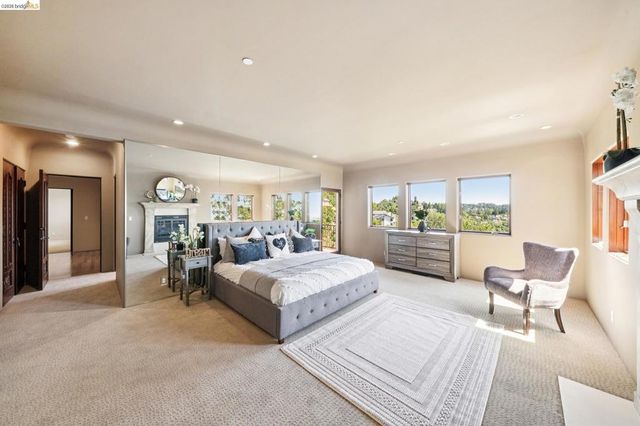 6611 Elverton Dr, Oakland, CA 94611