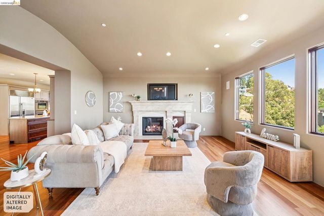 6611 Elverton Dr, Oakland, CA 94611