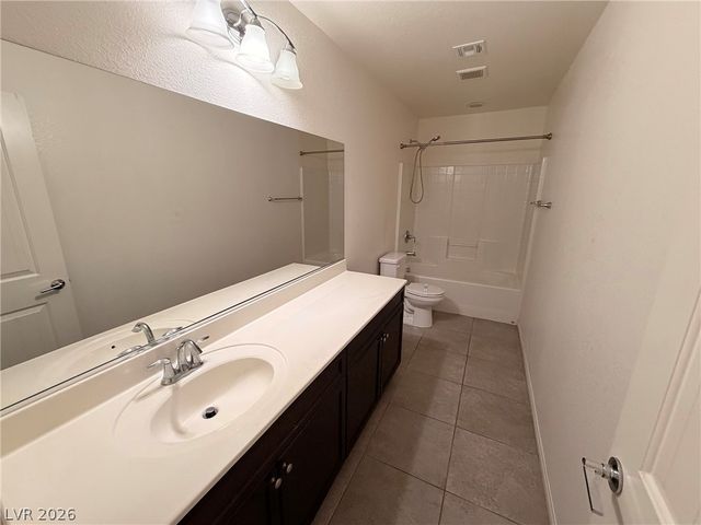 7852 Pyramid Peak Street, Las Vegas, NV 89166