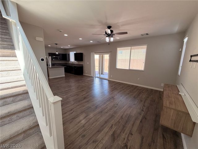 7852 Pyramid Peak Street, Las Vegas, NV 89166