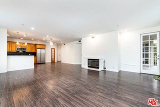 117 N Gale Drive 306, Beverly Hills, CA 90211